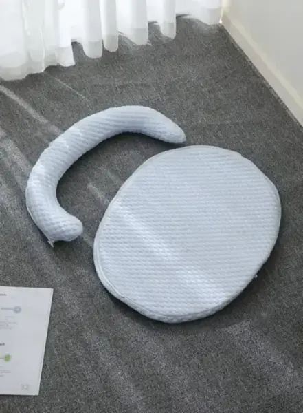 Removable crescent bolster and mat construction